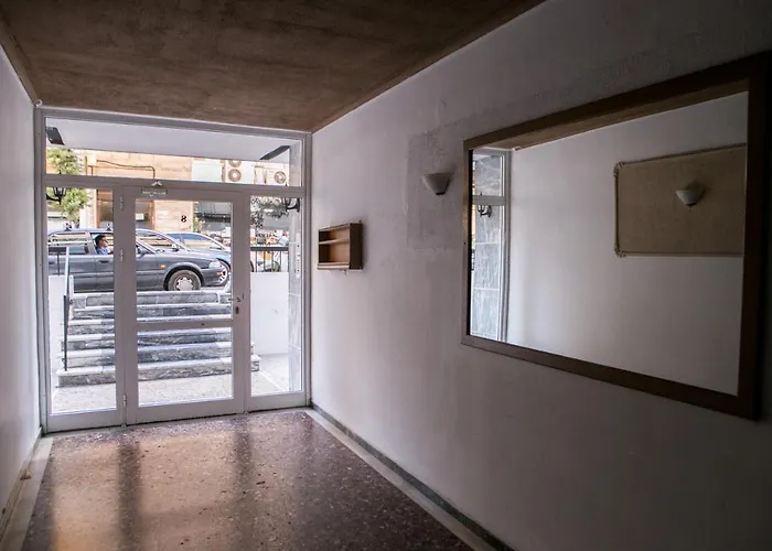 Best House, Anakreontos, Perivolaki, Nikaia, P...
