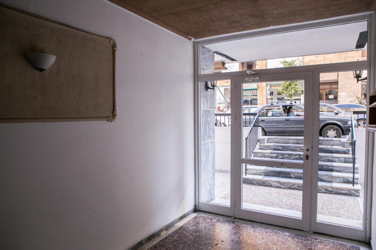 Apartment House, Anakreontos, Perivolaki, Nikaia, P... Piraeus